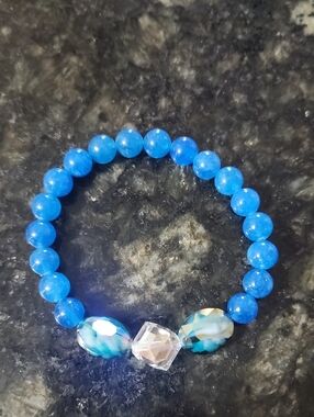 Handmade Blue Kyanite Beaded Bracelet with Multicolor Glass And Crystal Accent